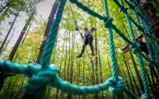 Abenteuer, Freizeit Outddor,Kinder im Kletterwald Kriebstein